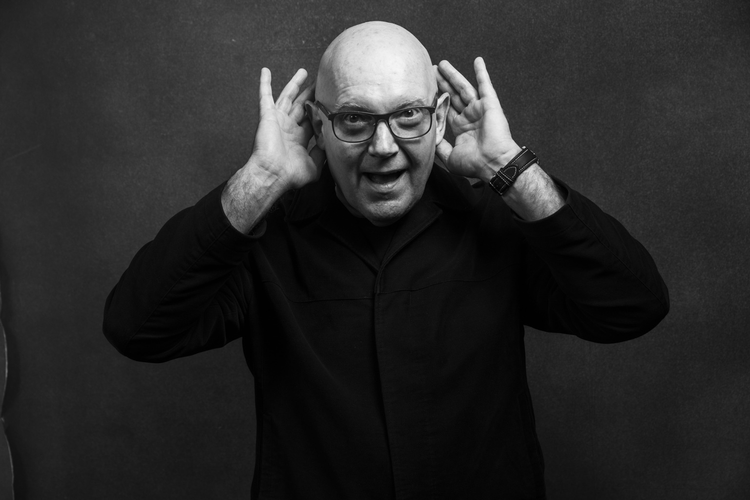 Julian Treasure demonstrating active listening