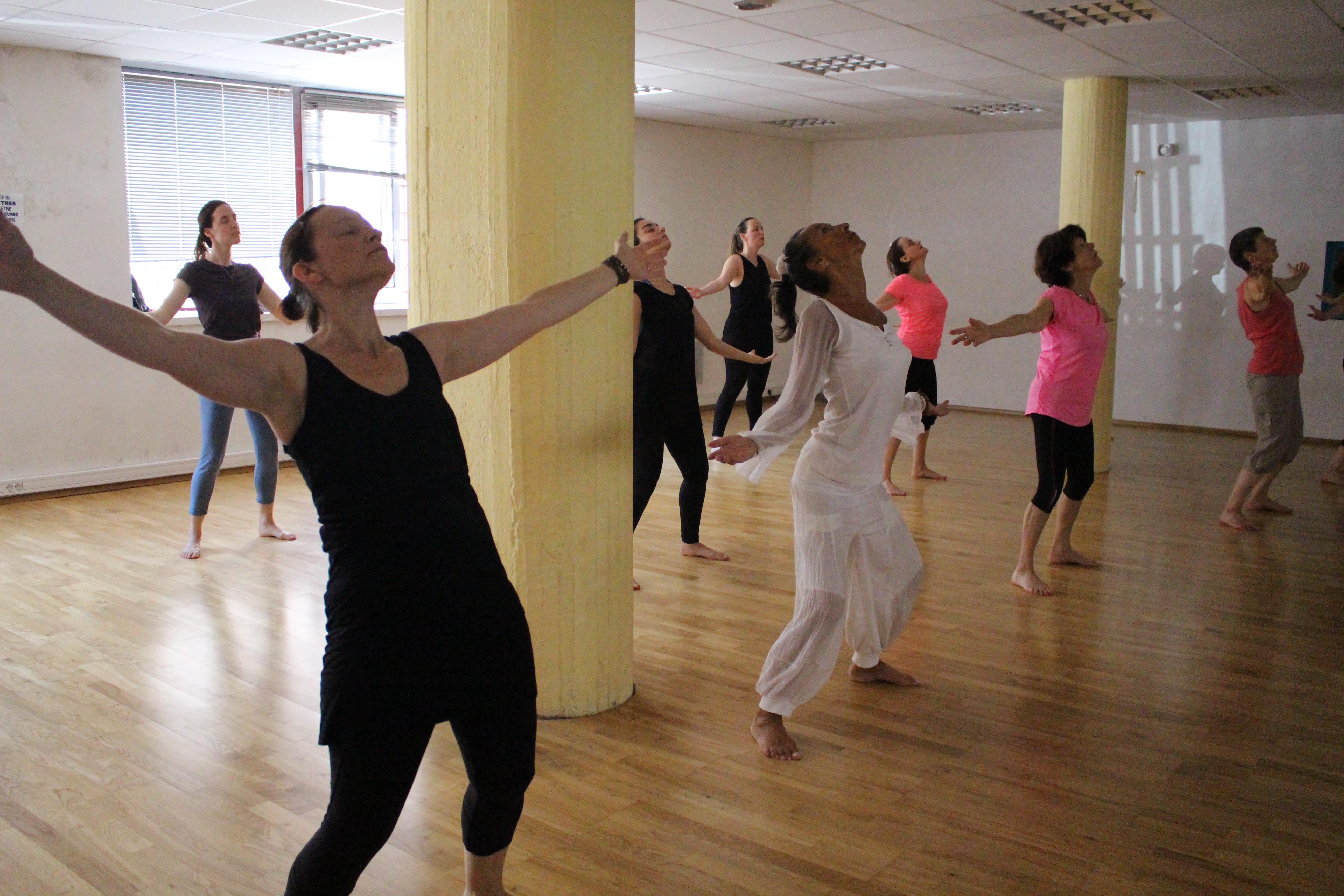 Studio de danse professionnel et lumineux