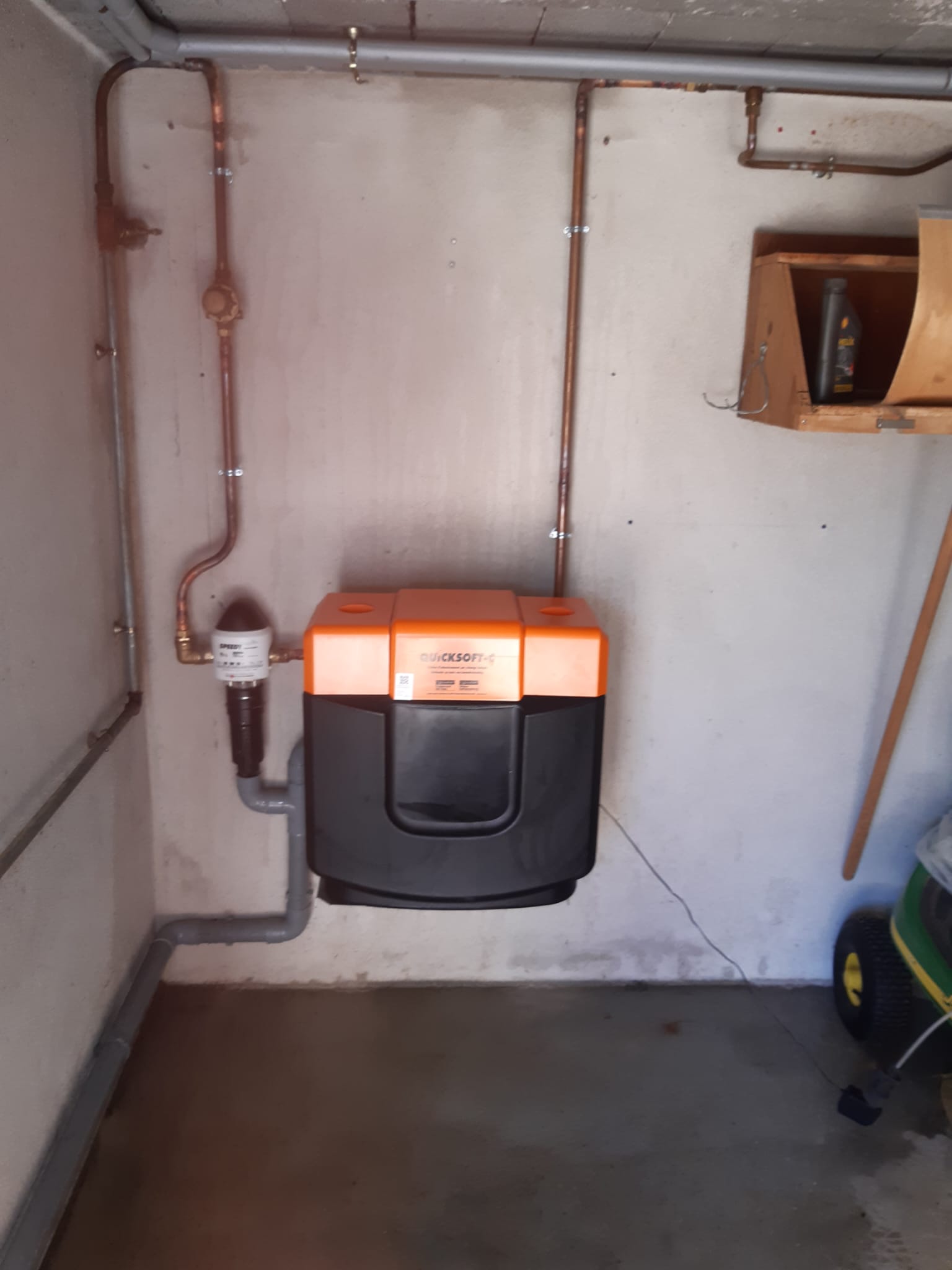 Installation adoucisseur d'eau