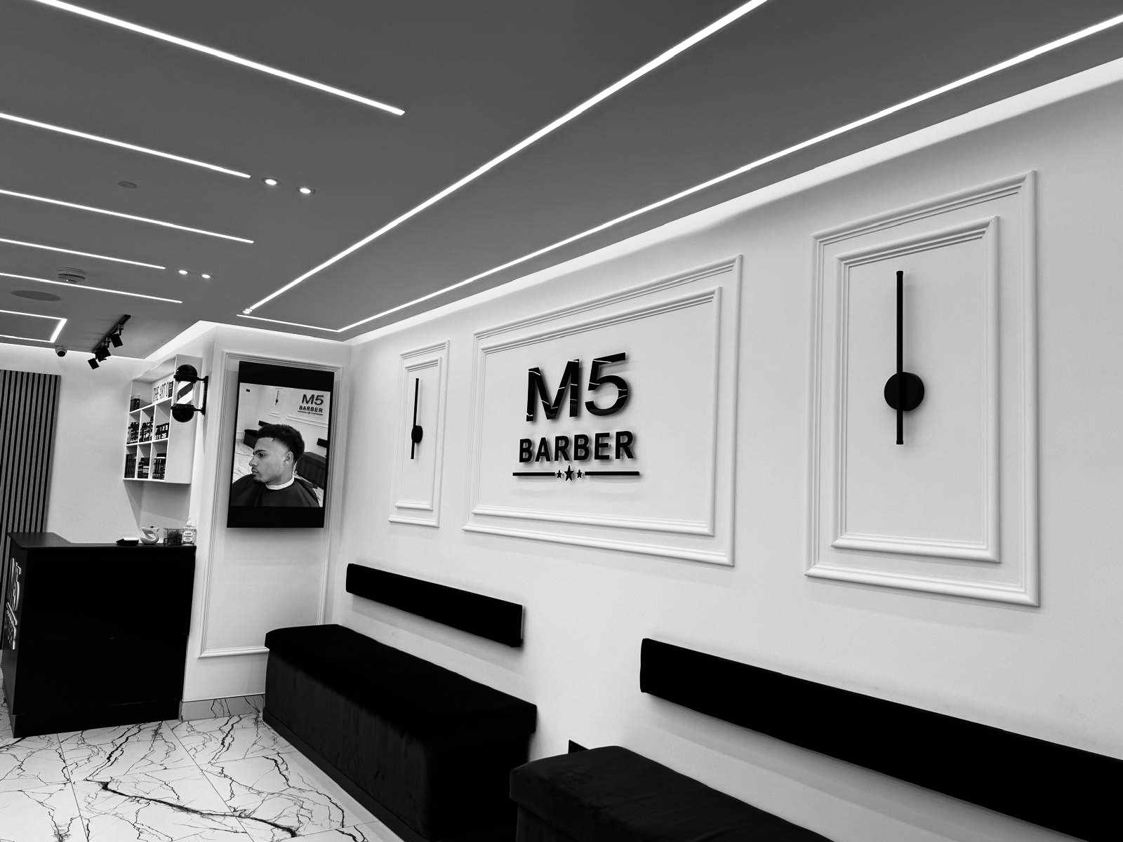 M5 Barber Waiting Area