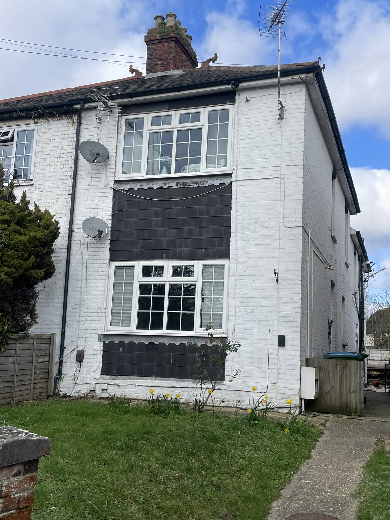 Property Exterior at the 2-Bed Ground Floor Apartment, Milbrook Road East