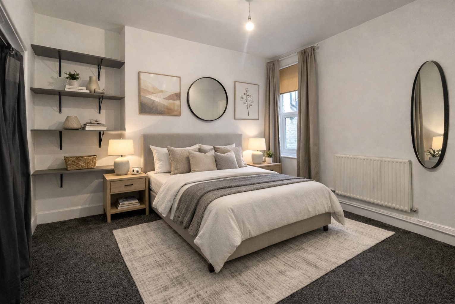 Main Bedroom at the 2-Bed Ground Floor Apartment, Milbrook Road East